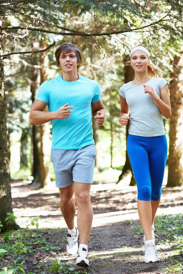 Comment les sports nautiques comme le wakeboard influencent-ils le développement des capacités motrices?